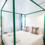 Alameda Exclusive House Otel 3*