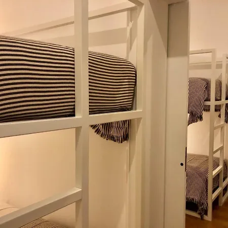 Alameda Exclusive House Otel