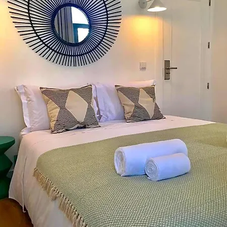 מלון Alameda Exclusive House 3*