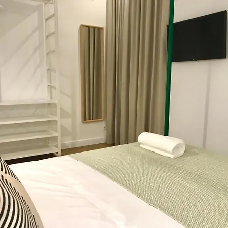 Alameda Exclusive House 3* פארו