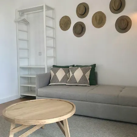 Alameda Exclusive House 3* פארו