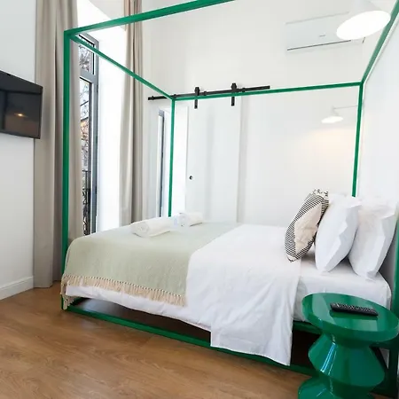 Alameda Exclusive House